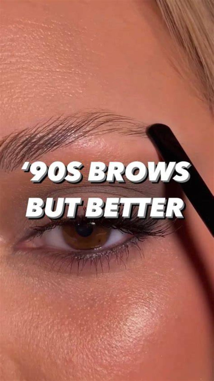 Are 90s eyebrows back?