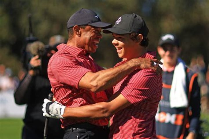 Are Justin Thomas and Tiger Woods friends?