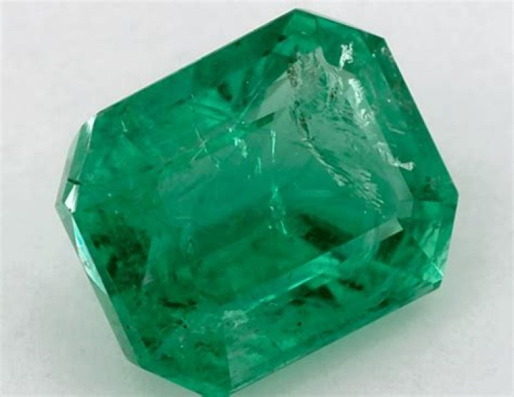 Are lab created emeralds worth it?