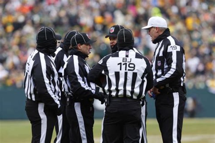 Are NFL refs full time?
