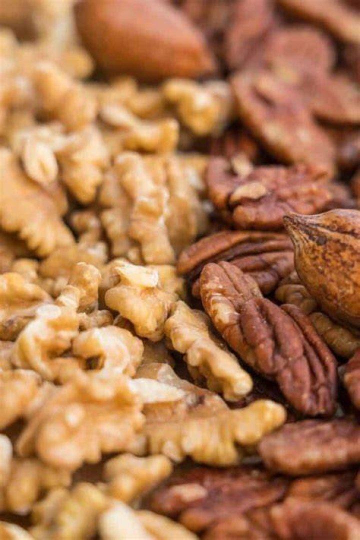 Are pecans or walnuts healthier?
