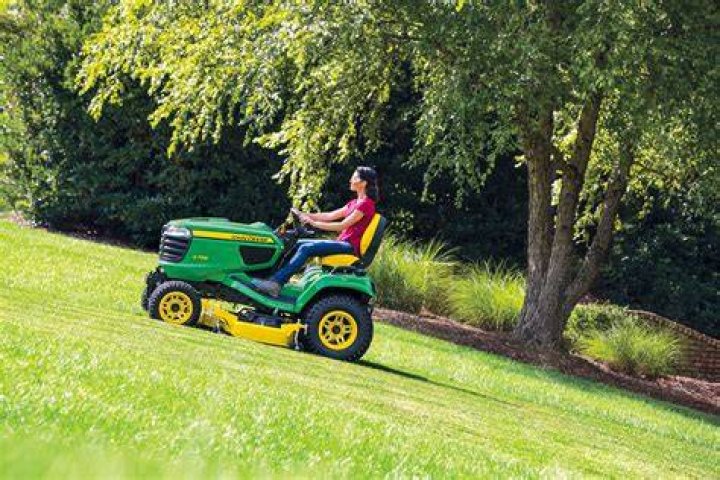 Are reel mowers good for hills?