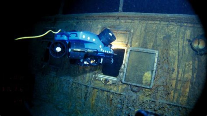Are the underwater scenes in Titanic real?