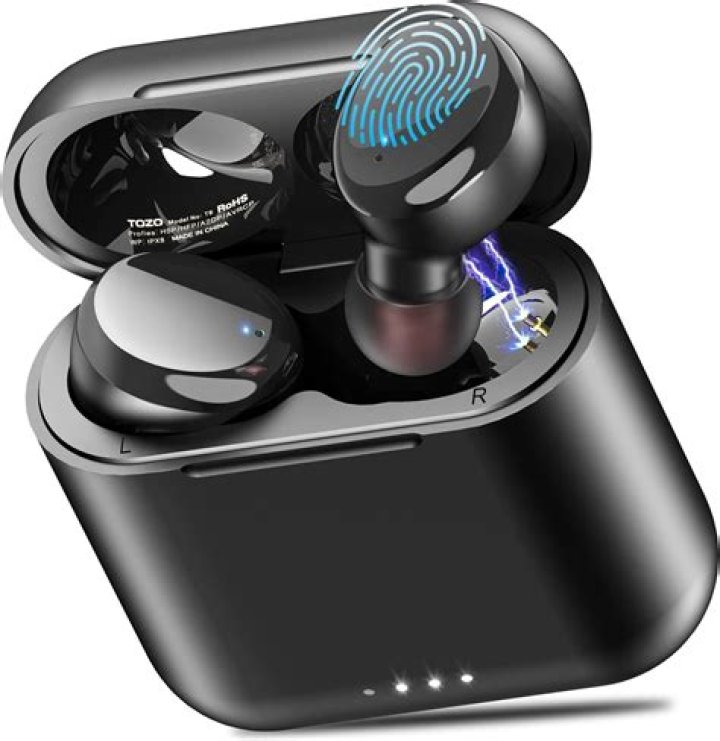 Are TOZO T6 noise Cancelling?
