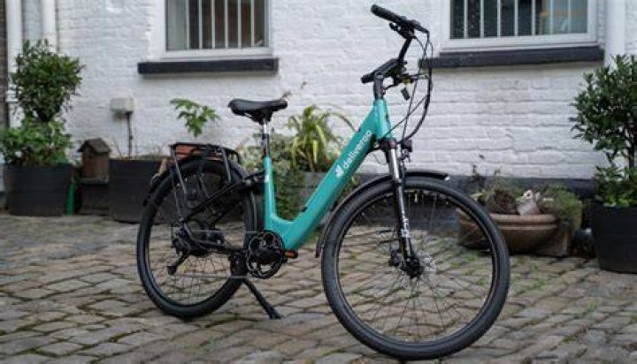 Are twist and go electric bikes legal in UK?