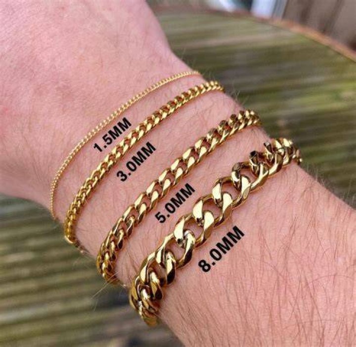 Can 18k gold be worn daily?