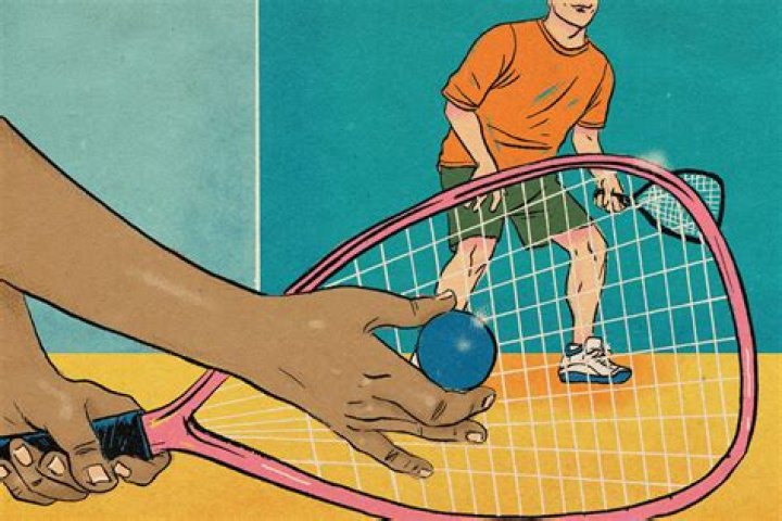 Can 4 people play racquetball?