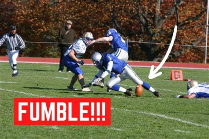 Can a ball be fumbled forward?