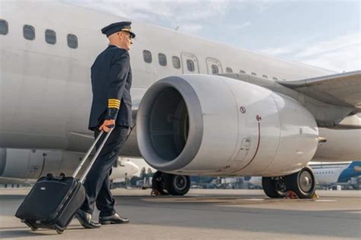 Can a pilot drink alcohol?