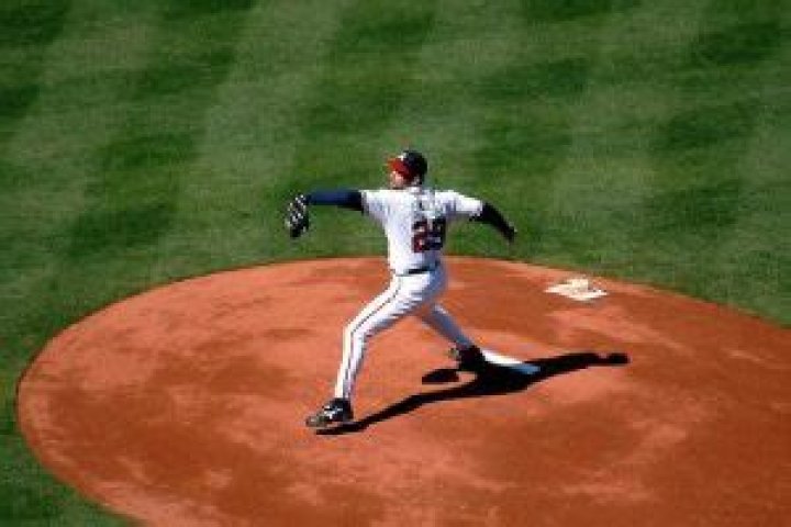 Can a pitcher return to the mound MLB?
