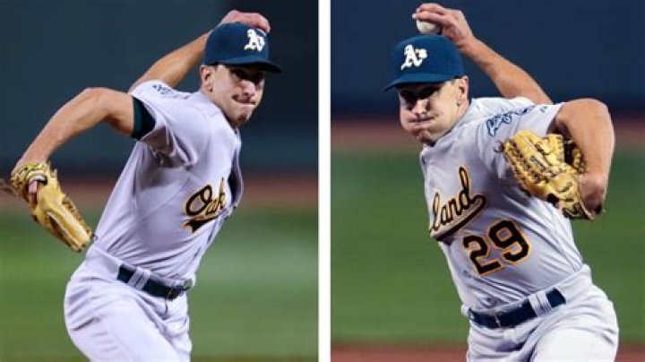 Can a pitcher switch throwing arms Little League?