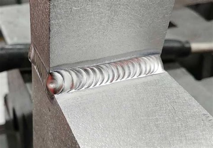Can aluminum be straightened with heat?