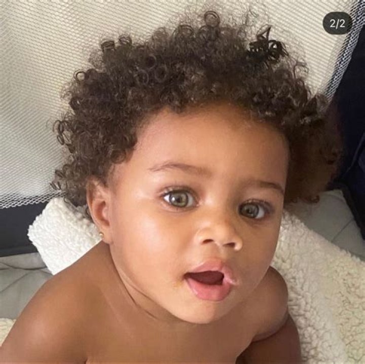 Can dark skinned parents have light skin babies?