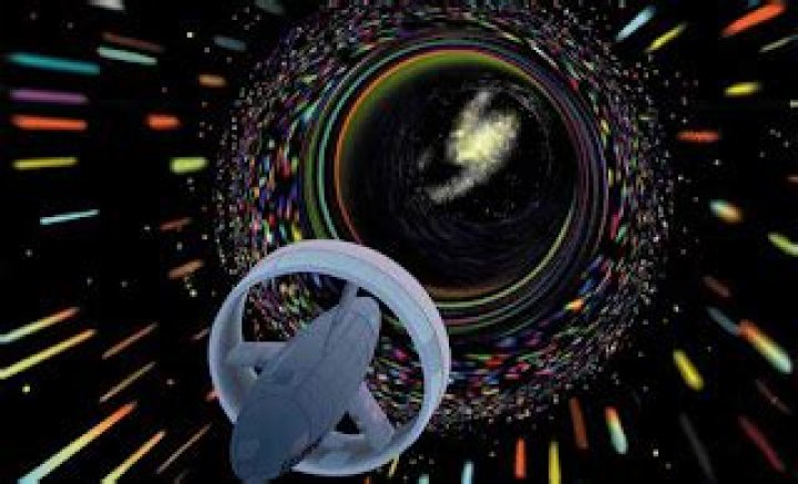 Can humans survive light speed?