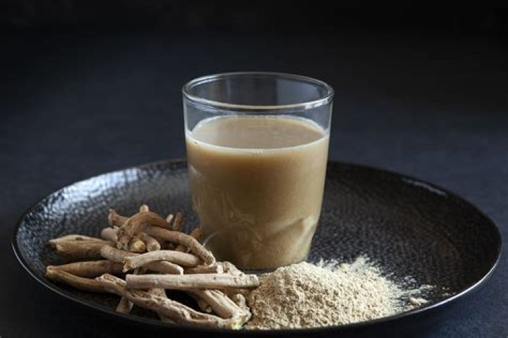 Can I take ashwagandha with hot water?
