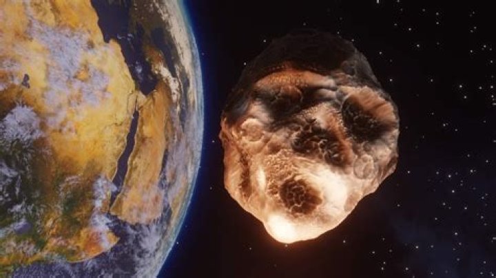 Can moon ever hit Earth?