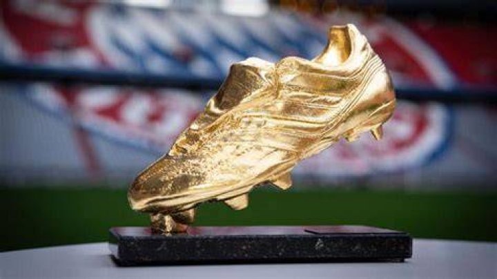 Can players share the Golden Boot?