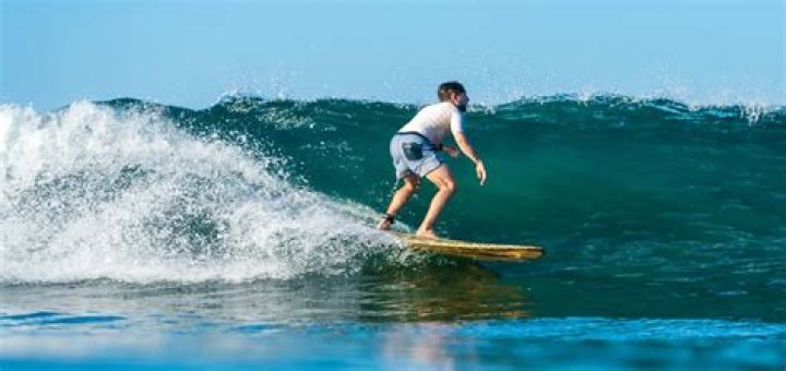 Can you break your neck surfing?