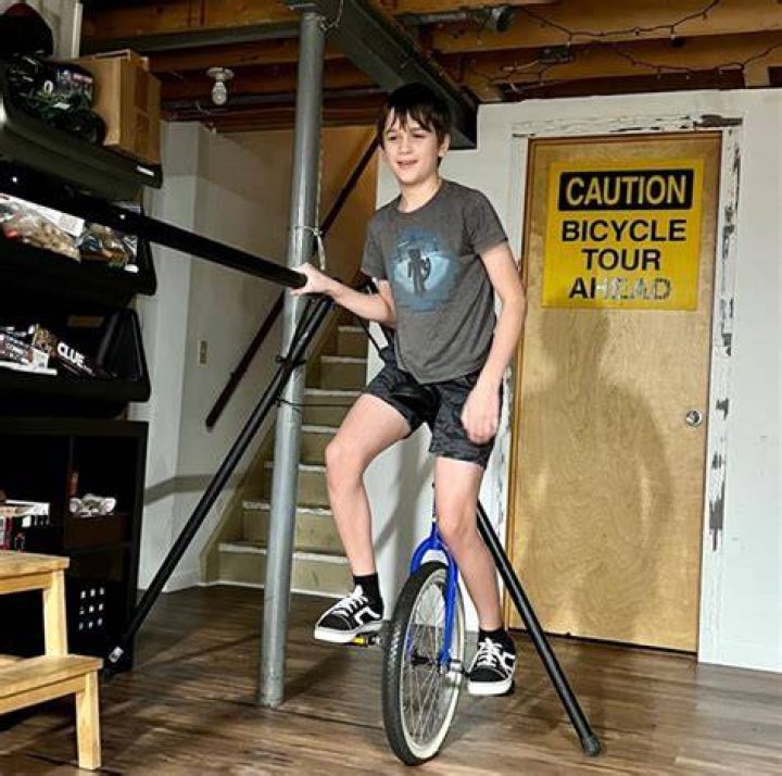Can you coast on a unicycle?