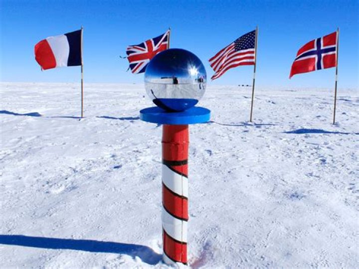 Can you live in the North Pole?
