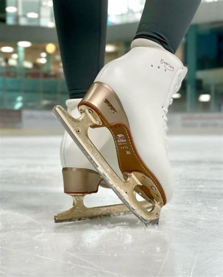Can you skate outside with inline skates?