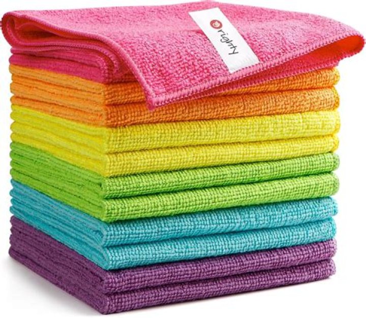 Can you use microfiber cloth on stainless steel?