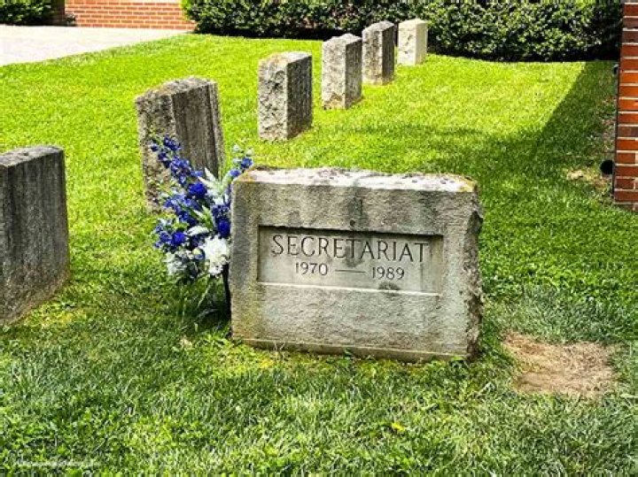 Can you visit Secretariat's grave?