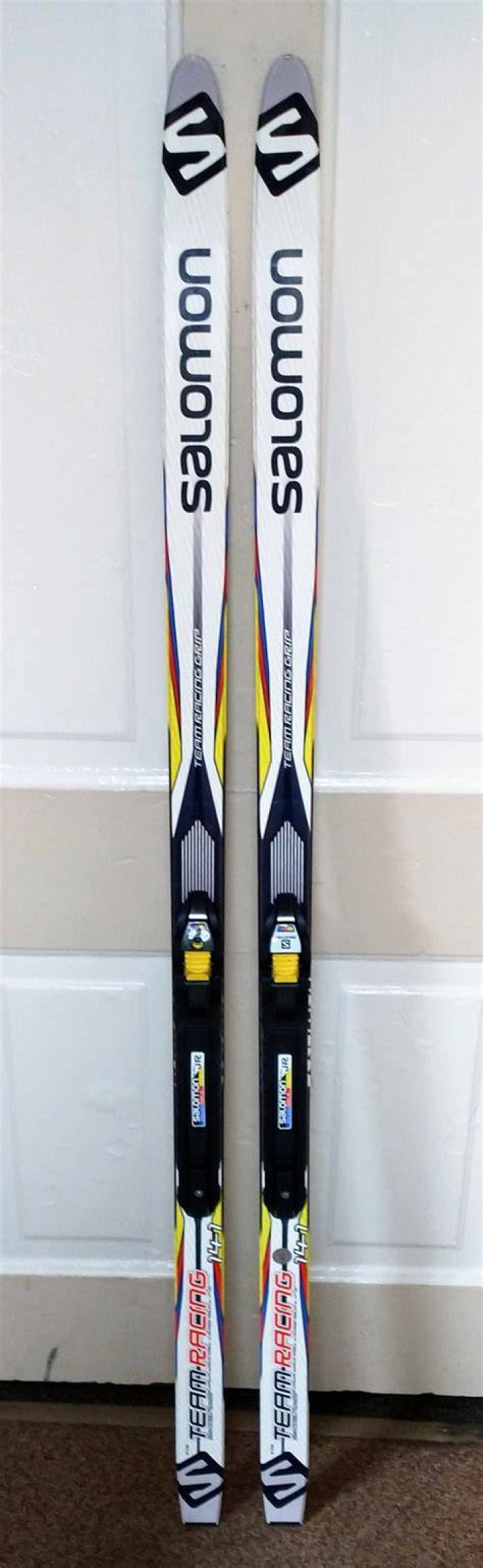 Can you wax no wax cross-country skis?