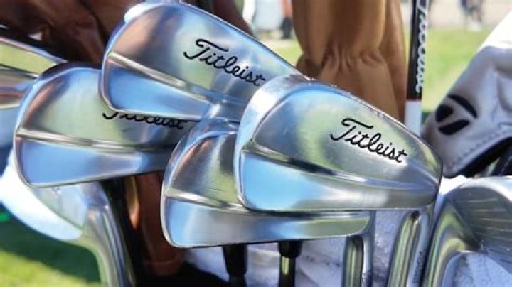 Did Titleist drop Adam Scott?
