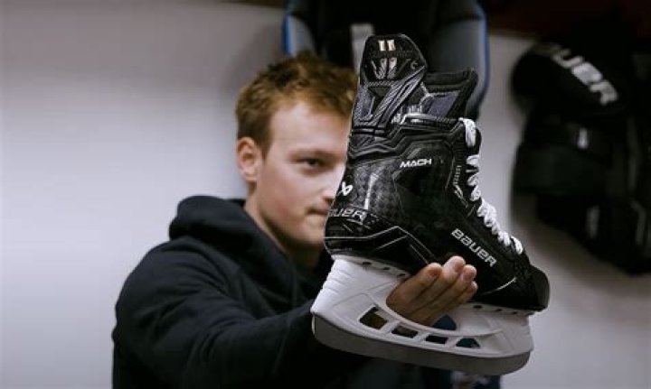 Do any NHL players wear Graf skates?