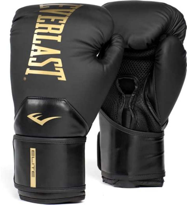 Do boxers use 8 oz gloves?