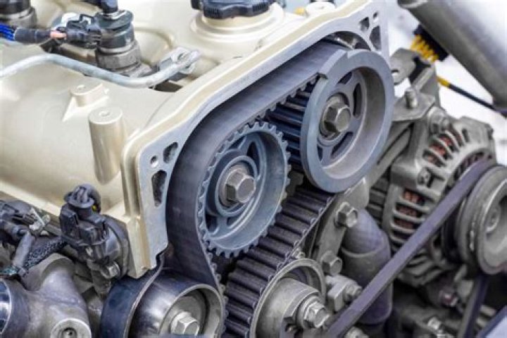 Do electric cars have timing belt?