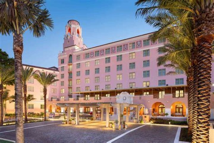 Do NFL players stay in nice hotels?