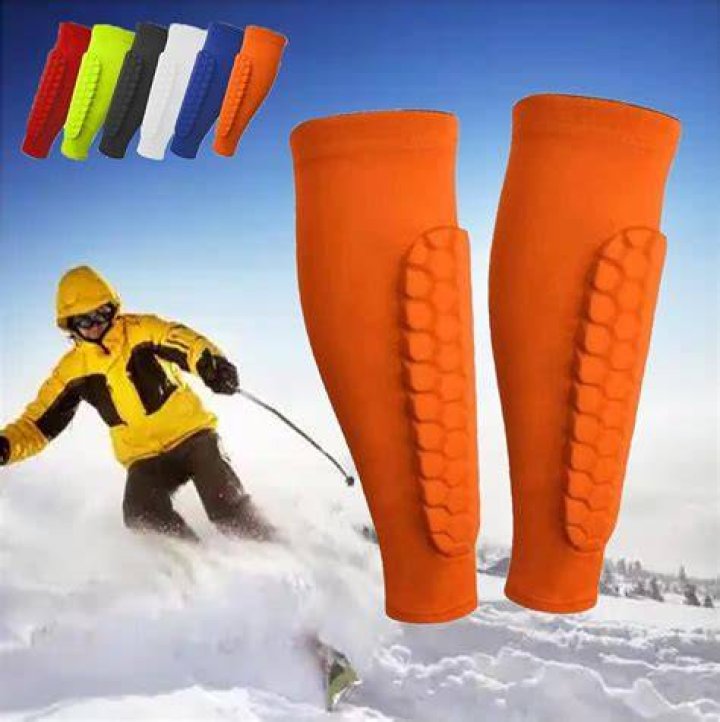 Do ski jumpers wear padding?
