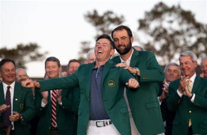 Do the Masters winners get to keep the green jacket?