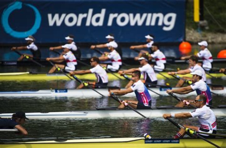 Do the Olympics have lightweight rowing?