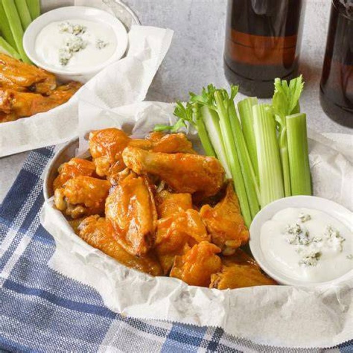 Does buffalo meat taste good?