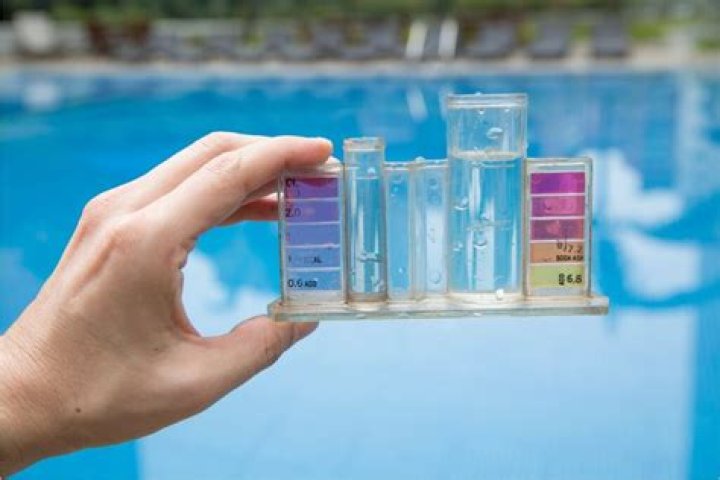 Does chlorine increase pH?