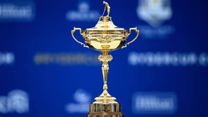 Does every player get a Ryder Cup trophy?