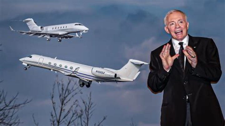 Does Jerry Jones have a private jet?
