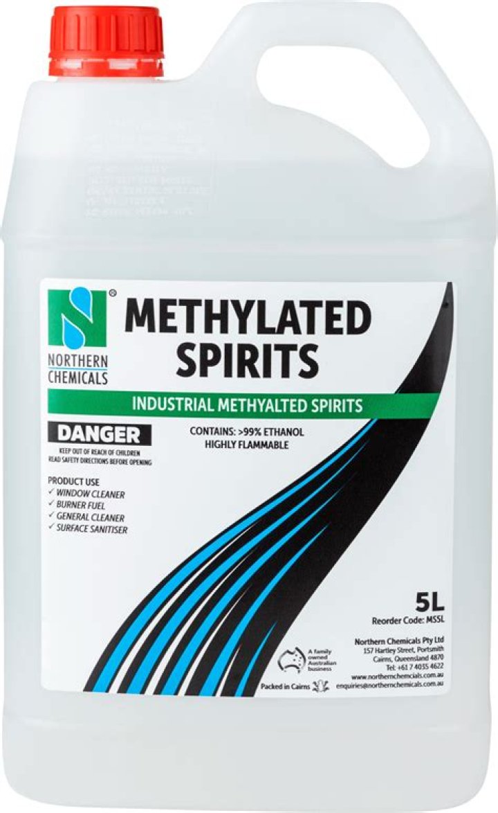 Does methylated spirits clean paint brushes?