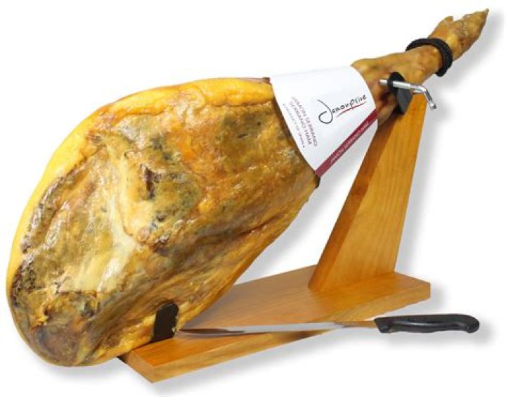 Does Serrano ham contain nitrates?