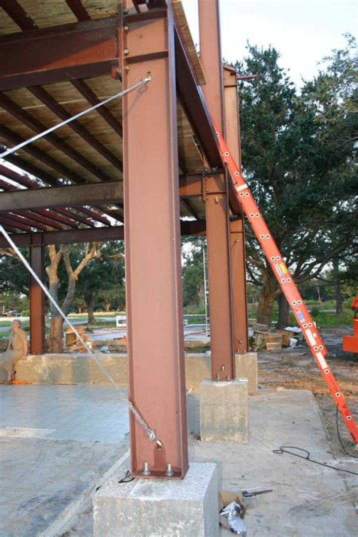 How are steel columns made?