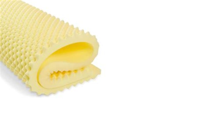 How do I get my yellow mattress white again?