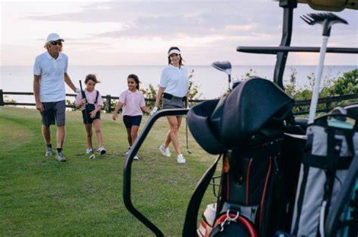 How do I keep my golf bag from falling down?