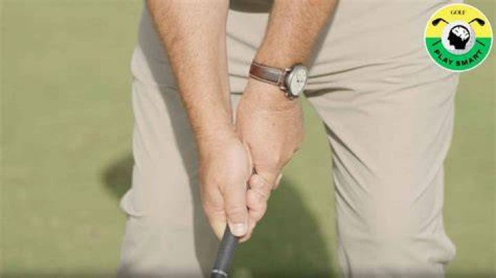 How do I know if I need bigger golf grips?