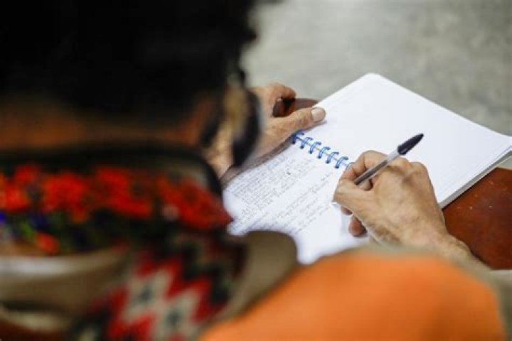 How do you cash a deceased person's bank account?