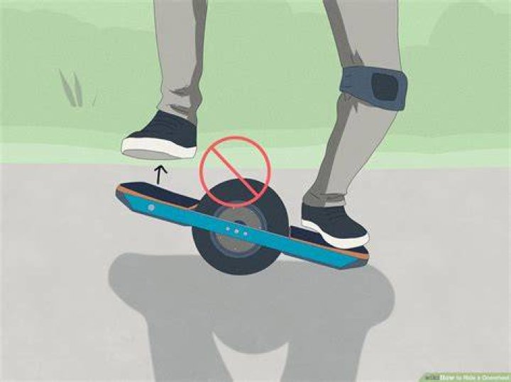 How does Onewheel turn?