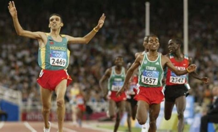 How fast is a 4 minute mile?