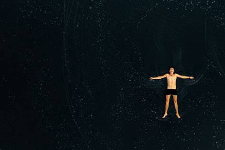How long can a human float?